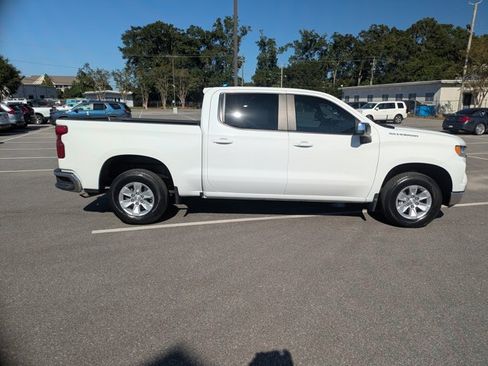 Used 2024 Chevrolet Silverado 1500 LT RWD image 4