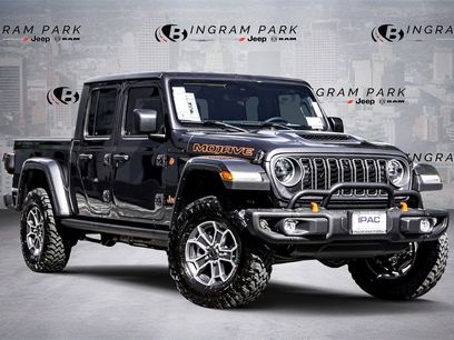 New 2025 Jeep Gladiator Mojave w/ Dual Top Group