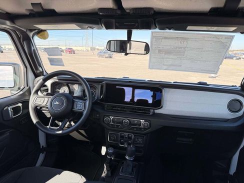 New 2026 Jeep Gladiator Sport image 21