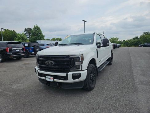 Used 2022 Ford F250 Lariat w/ Black Appearance Package AWD/4WD image 3