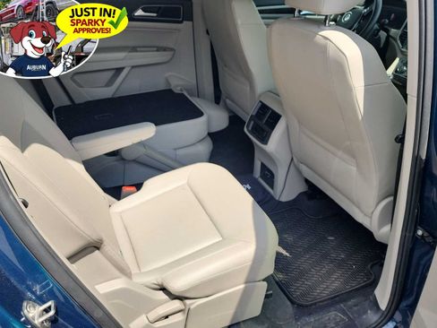 Used 2019 Volkswagen Atlas SEL R-Line AWD/4WD image 10