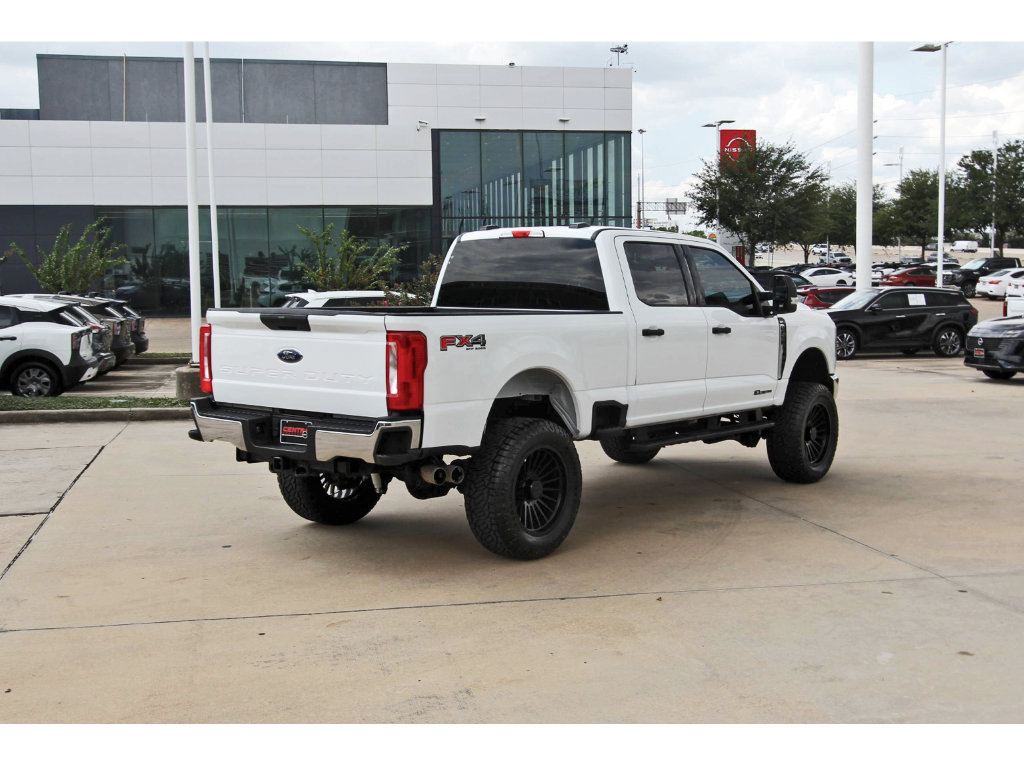 Used 2025 Ford F250 XLT w/ FX4 Off-Road Package AWD/4WD image 4