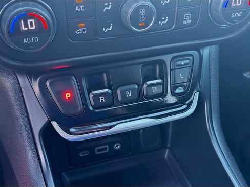 Used 2020 GMC Terrain Denali w/ Denali Premium Package image 15