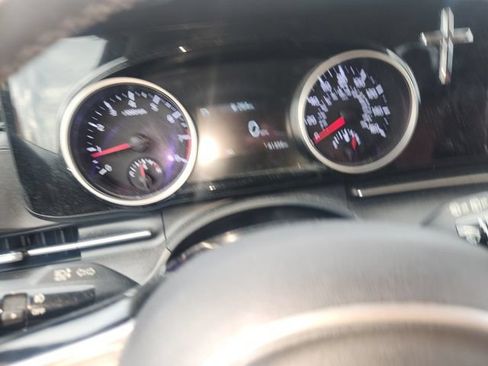 Used 2022 Kia Carnival SX FWD image 12