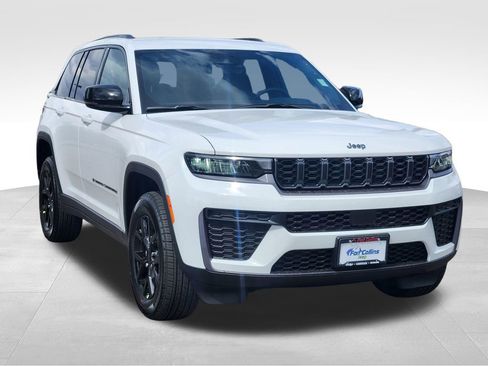 New 2026 Jeep Grand Cherokee Altitude AWD/4WD image 3