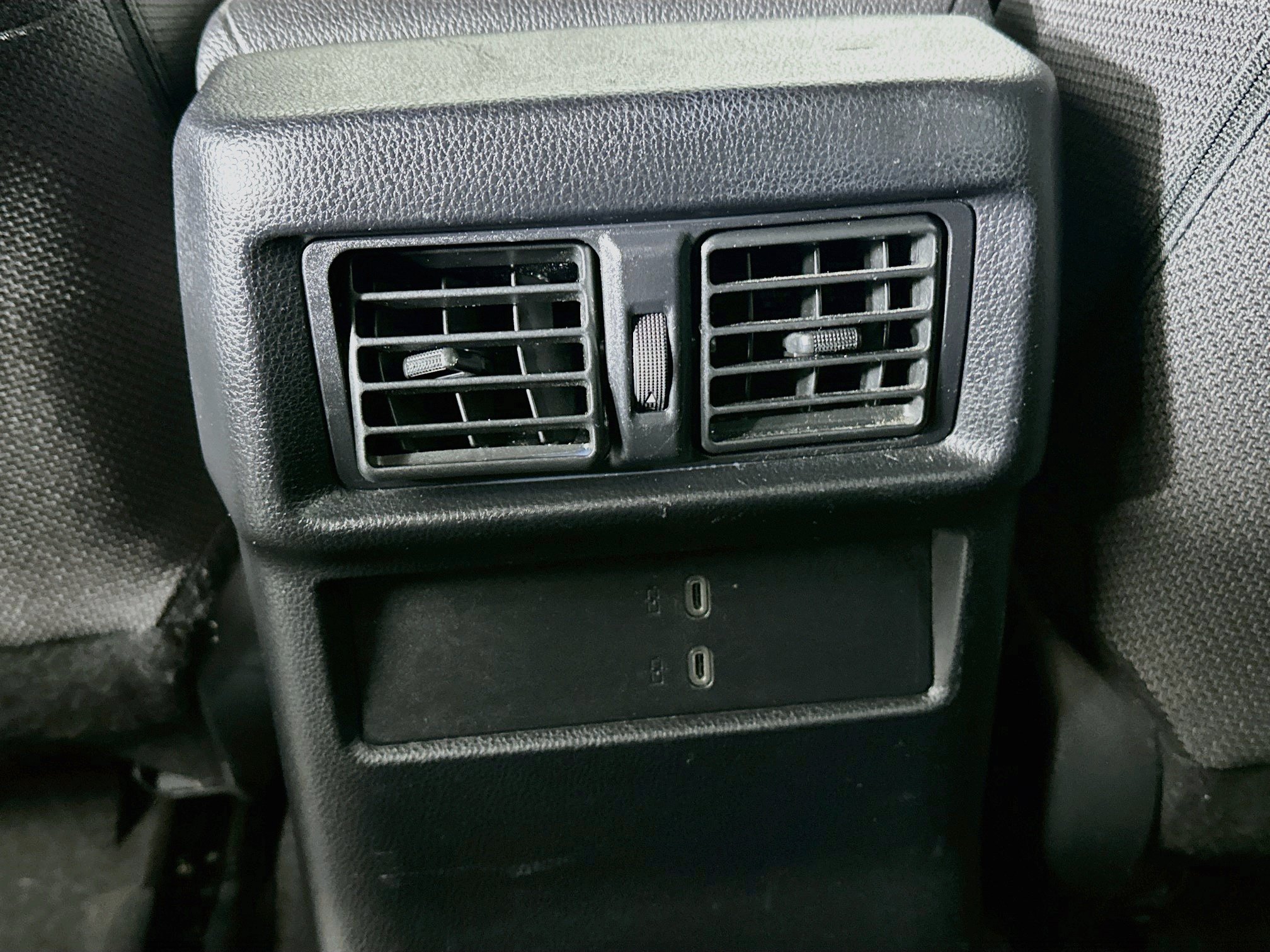 Used 2025 Toyota 4Runner SR5 AWD/4WD image 26
