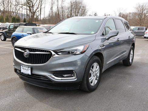 Used 2020 Buick Enclave Essence image 3