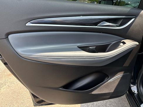 Used 2018 Buick Enclave Premium w/ Experience Buick Package image 13