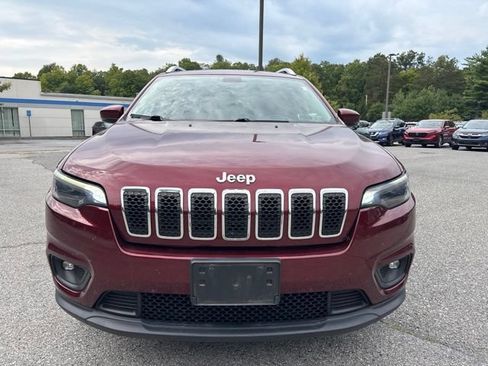 Used 2019 Jeep Cherokee Latitude Plus w/ Comfort/Convenience Group AWD/4WD image 12
