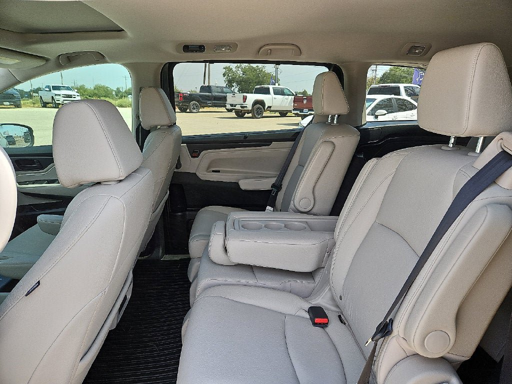 Used 2025 Honda Odyssey EX-L image 15