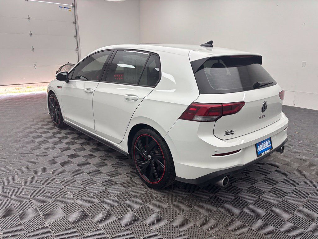 Used 2022 Volkswagen GTI SE w/ Black Wheel Package FWD image 10