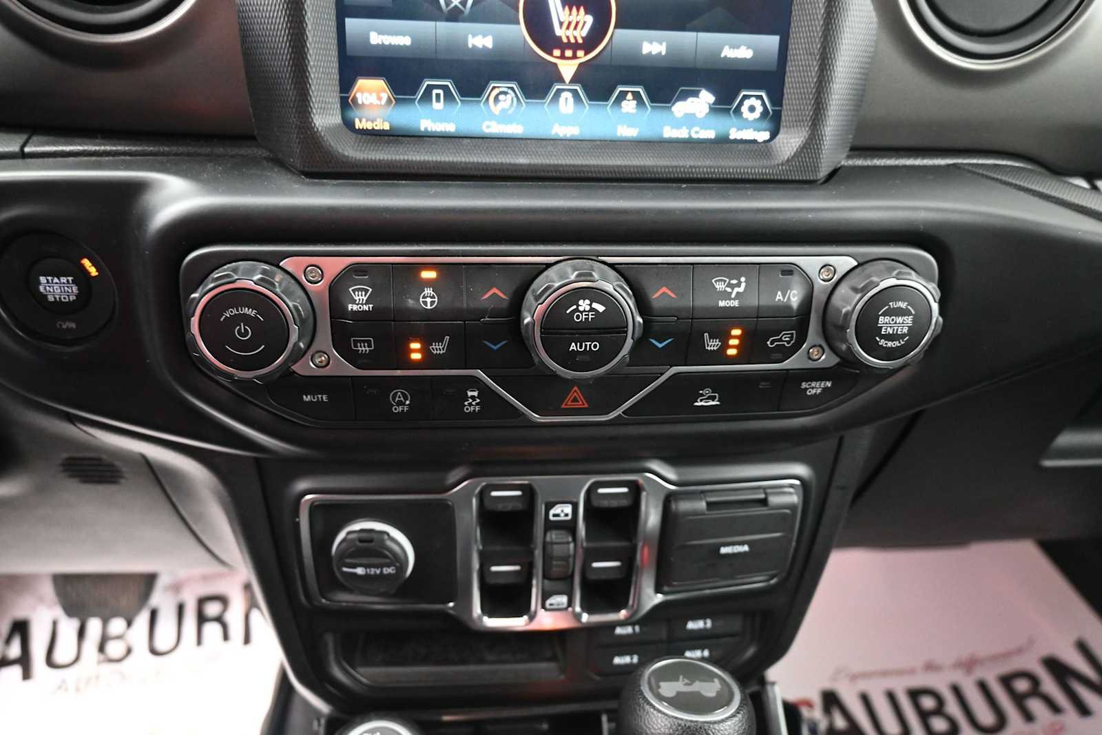 Used 2021 Jeep Wrangler Unlimited Sport AWD/4WD image 9