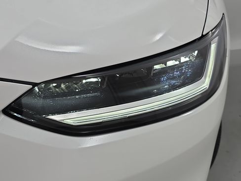 New 2026 Honda HR-V LX image 30