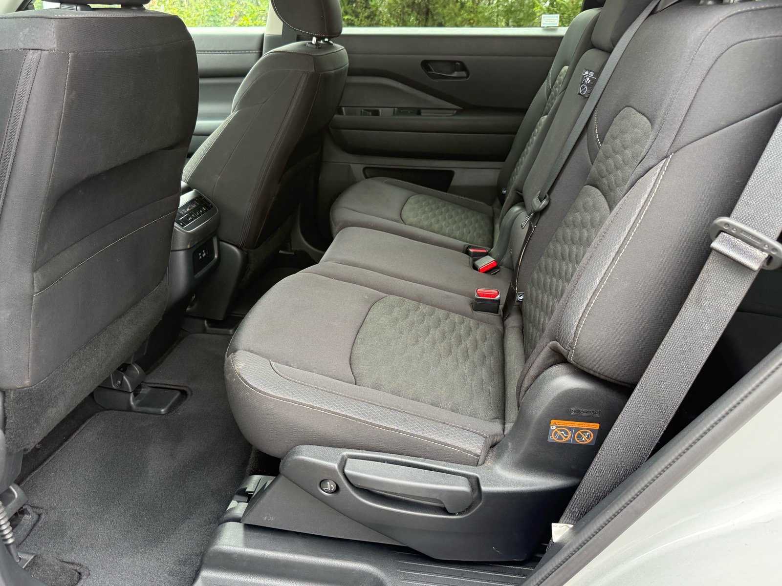 Used 2024 Nissan Pathfinder SV w/ Black Appearance Package FWD image 14