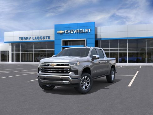 New 2026 Chevrolet Silverado 1500 LTZ w/ LTZ Premium Package AWD/4WD image 10