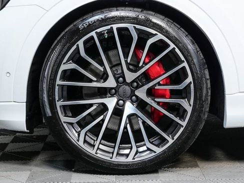 New 2026 Audi SQ8 Prestige image 36