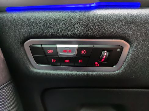 Certified 2023 BMW X5 xDrive40i w/ M Sport Package image 26