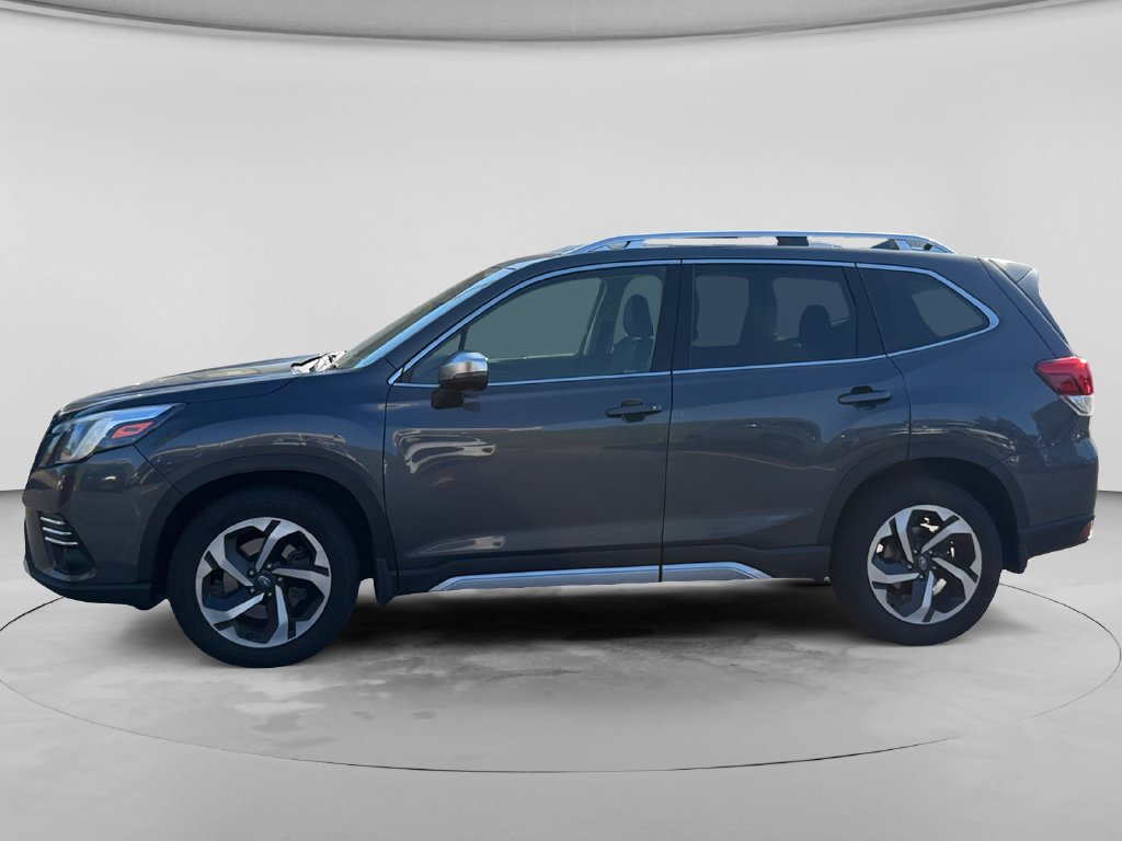 Used 2023 Subaru Forester Touring w/ Popular Package #2 AWD/4WD image 2