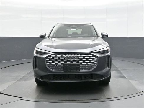 New 2025 Audi Q5 Premium image 2