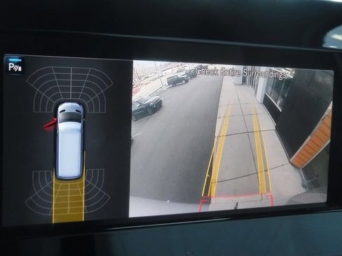 Used 2023 Mercedes-Benz Sprinter 3500 w/ Parking Package image 40