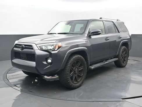 Used 2023 Toyota 4Runner SR5 Premium w/ Moonroof Package RWD image 8