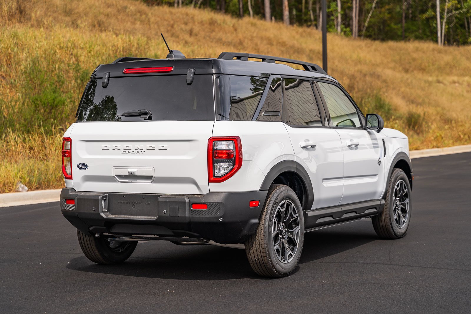 New 2026 Ford Bronco Sport Outer Banks w/ Outer Banks Tech Package+ AWD/4WD image 4