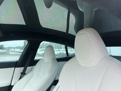 Used 2022 Tesla Model S Plaid AWD/4WD image 19