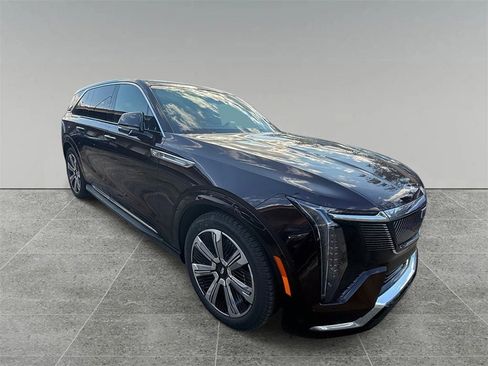 New 2025 Cadillac Escalade IQ Luxury 1 image 8