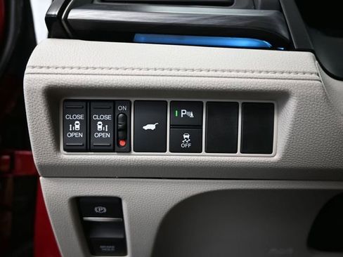 Used 2025 Honda Odyssey Elite image 33