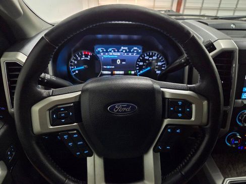 Used 2019 Ford F250 Lariat w/ Lariat Ultimate Package image 43