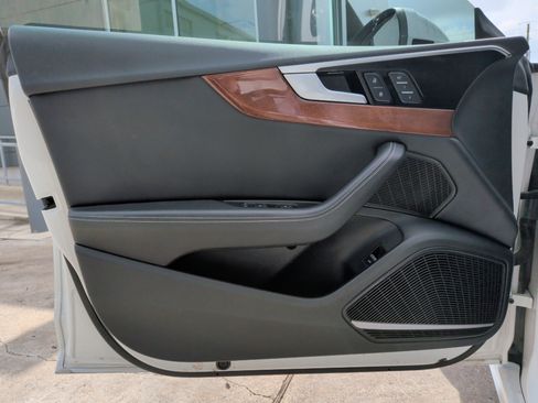 Used 2022 Audi A5 2.0T Premium Plus image 11