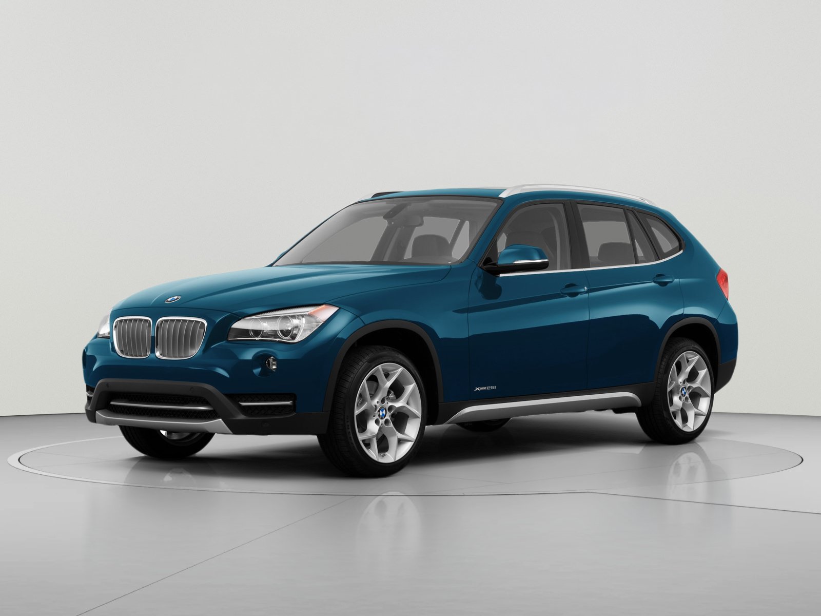 Used 2013 BMW X1 sDrive28i RWD image 1