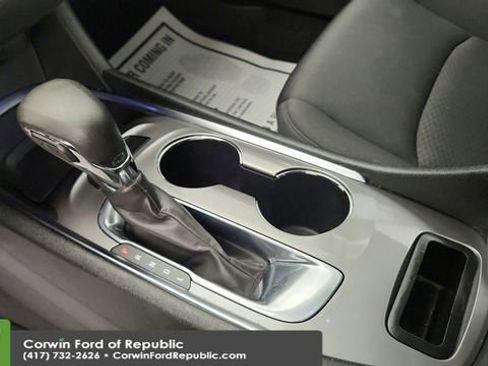 Used 2021 Chevrolet Malibu LT image 15