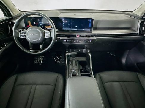 Used 2025 Kia Sorento S FWD image 27
