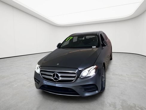 Used 2017 Mercedes-Benz E 400 4MATIC Wagon image 7