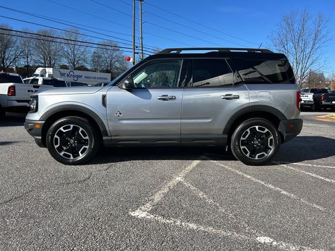 Used 2022 Ford Bronco Sport Outer Banks image 3