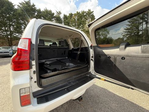 Used 2012 Lexus GX 460 w/ Comfort Plus Pkg image 10