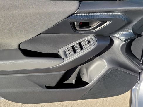 Certified 2025 Subaru Crosstrek 2.0i Premium image 4