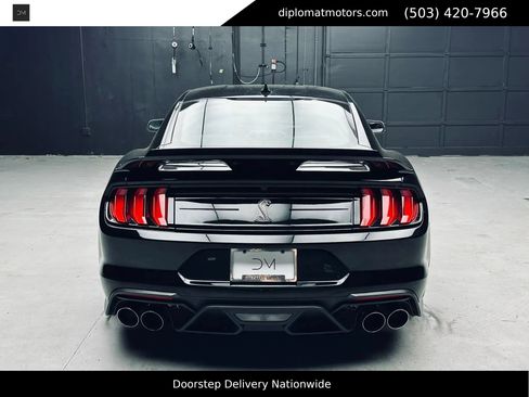 Used 2022 Ford Mustang Shelby GT500 w/ Technology Package RWD image 6