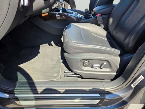 Used 2017 Audi Q5 2.0T Premium Plus w/ Technology Package image 31