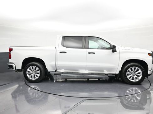 Used 2022 Chevrolet Silverado 1500 Custom RWD image 6