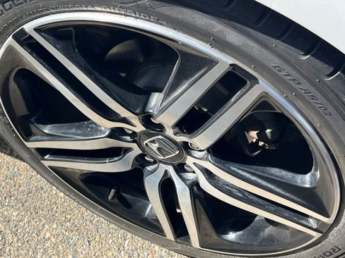 Used 2016 Honda Accord Sport image 18