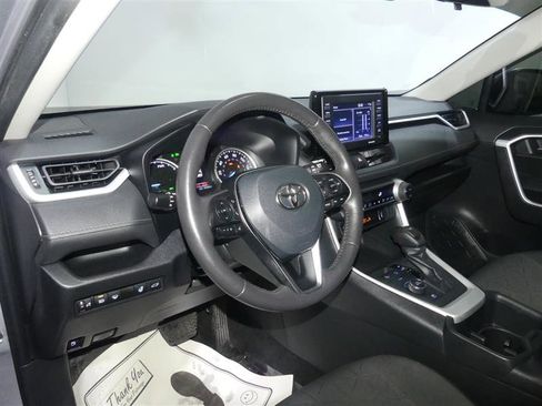 Used 2022 Toyota RAV4 XLE w/ Convenience Package AWD/4WD image 23