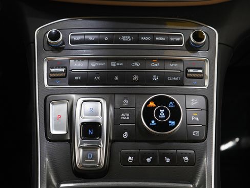 Used 2021 Hyundai Santa Fe Calligraphy image 16