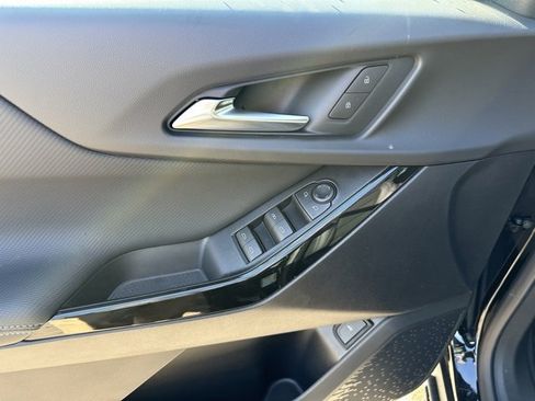 New 2026 Chevrolet Equinox LT image 10