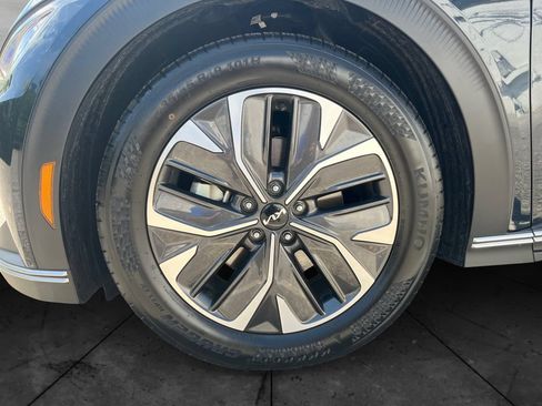 Used 2024 Kia EV6 Light AWD/4WD image 14