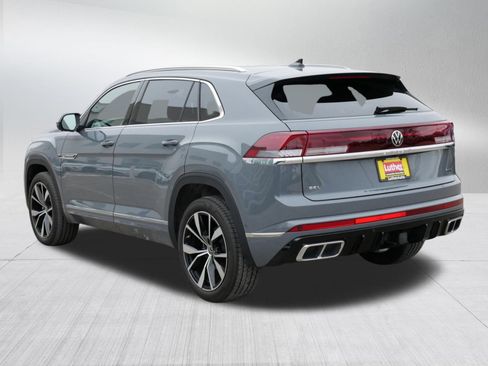 Used 2025 Volkswagen Atlas Cross Sport SEL Premium R-Line image 5