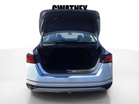 Used 2024 Nissan Altima 2.5 SV image 14