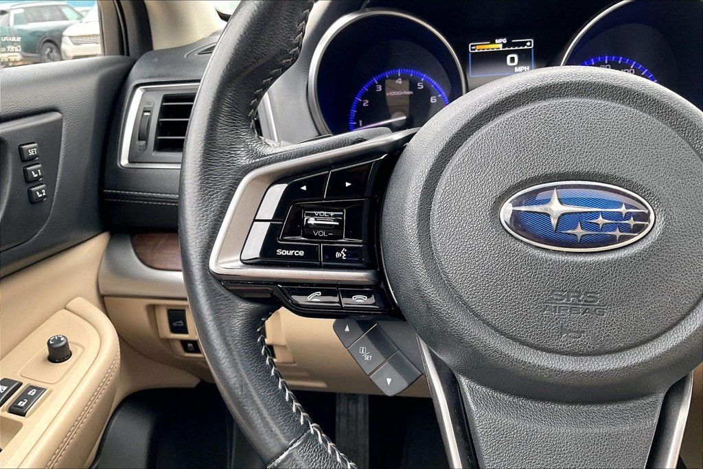 Used 2018 Subaru Outback 3.6R Limited AWD/4WD image 18