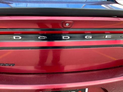 Used 2019 Dodge Charger SXT w/ Blacktop Package RWD image 31